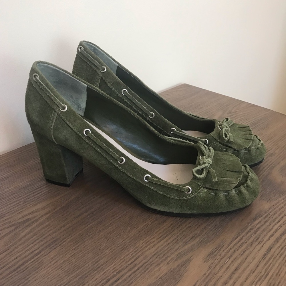 Nine West Chunky Green Suede Heels Size 9.5